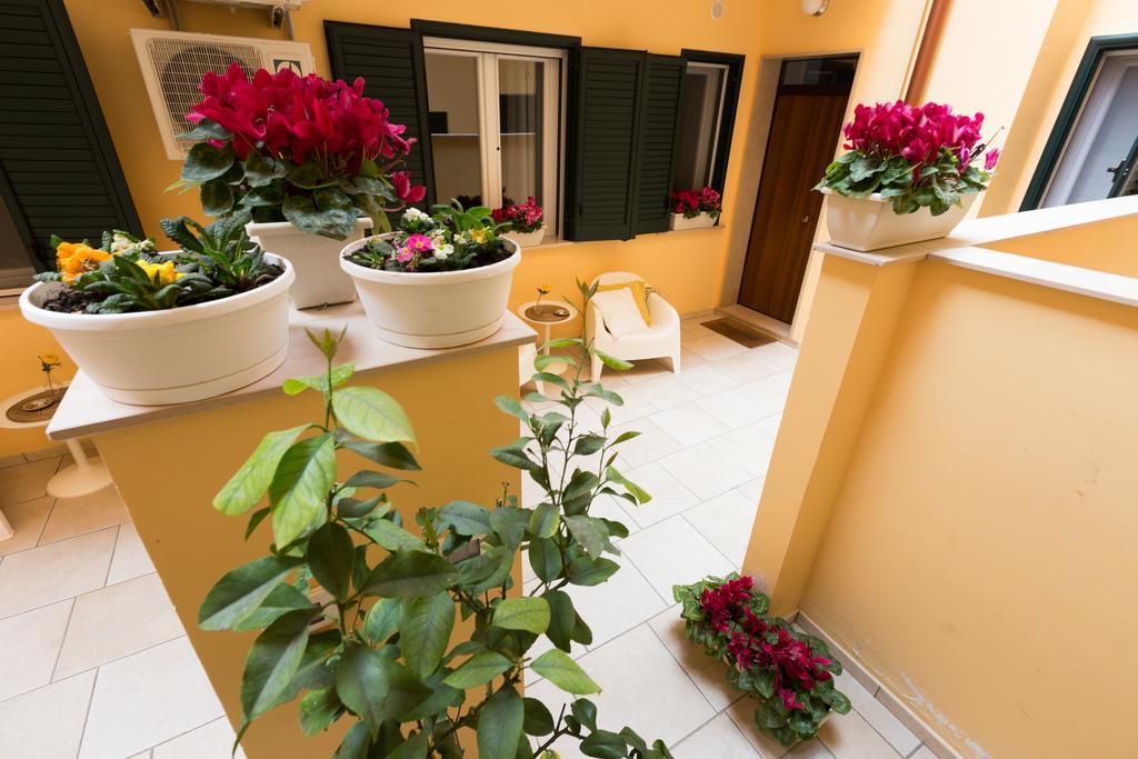 Aparthotel Isola Blu Taranto Exteriér fotografie